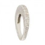 Anillo de plata talla tronco de Tabata Morgana